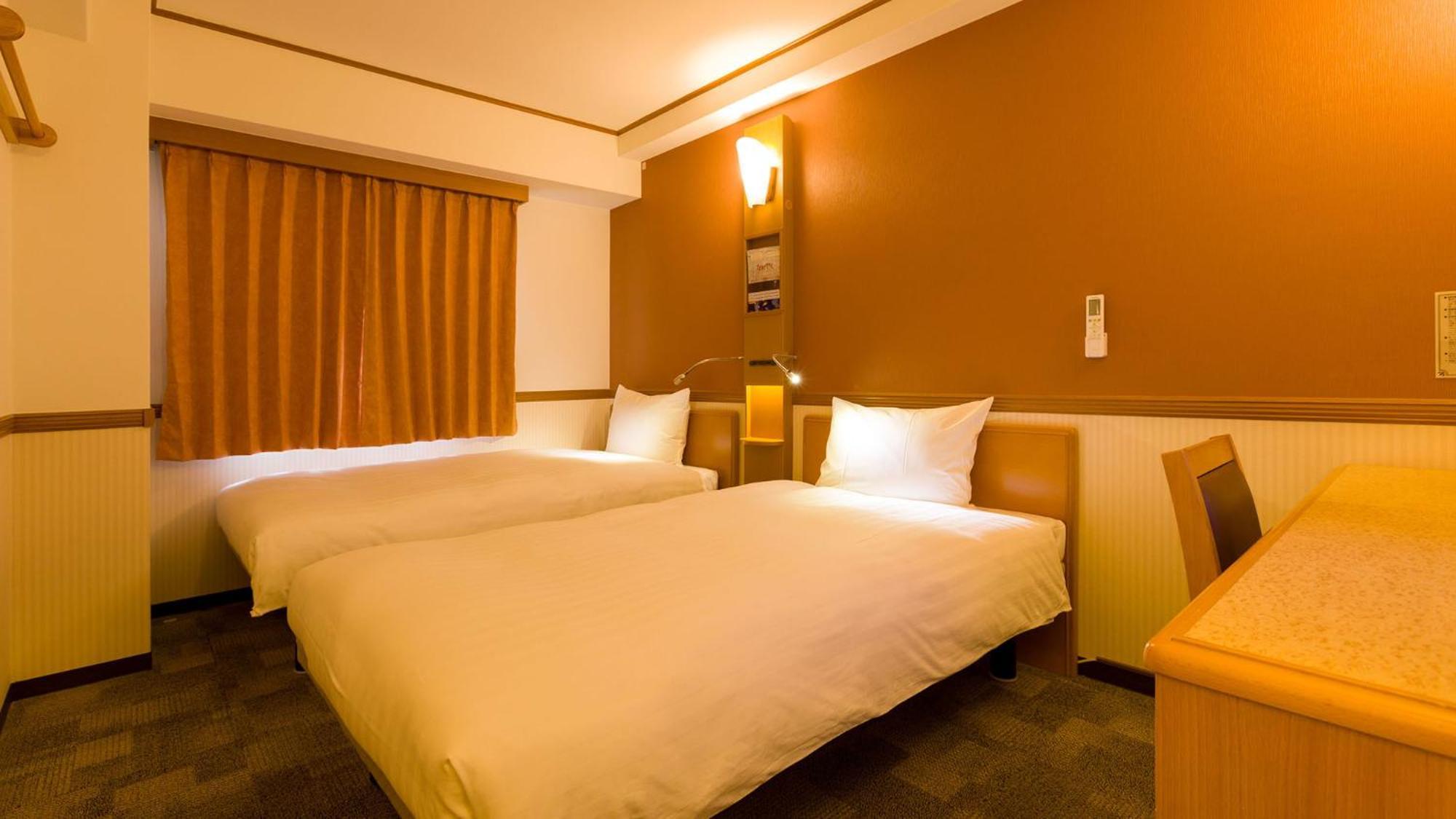 Toyoko Inn Takamatsu Hyogomachi Номер фото